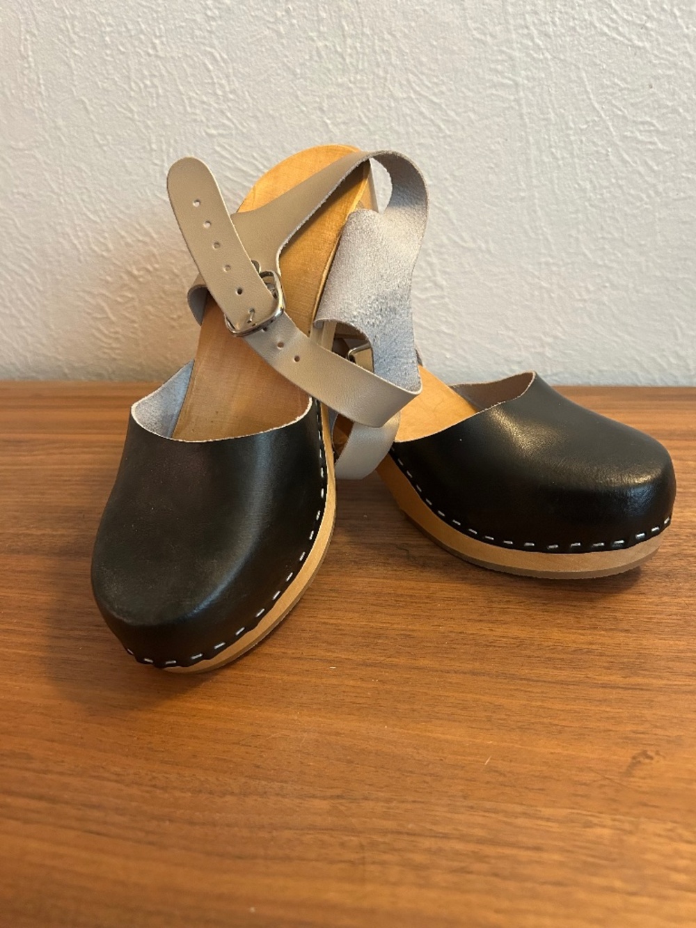 Two Toned Clogs